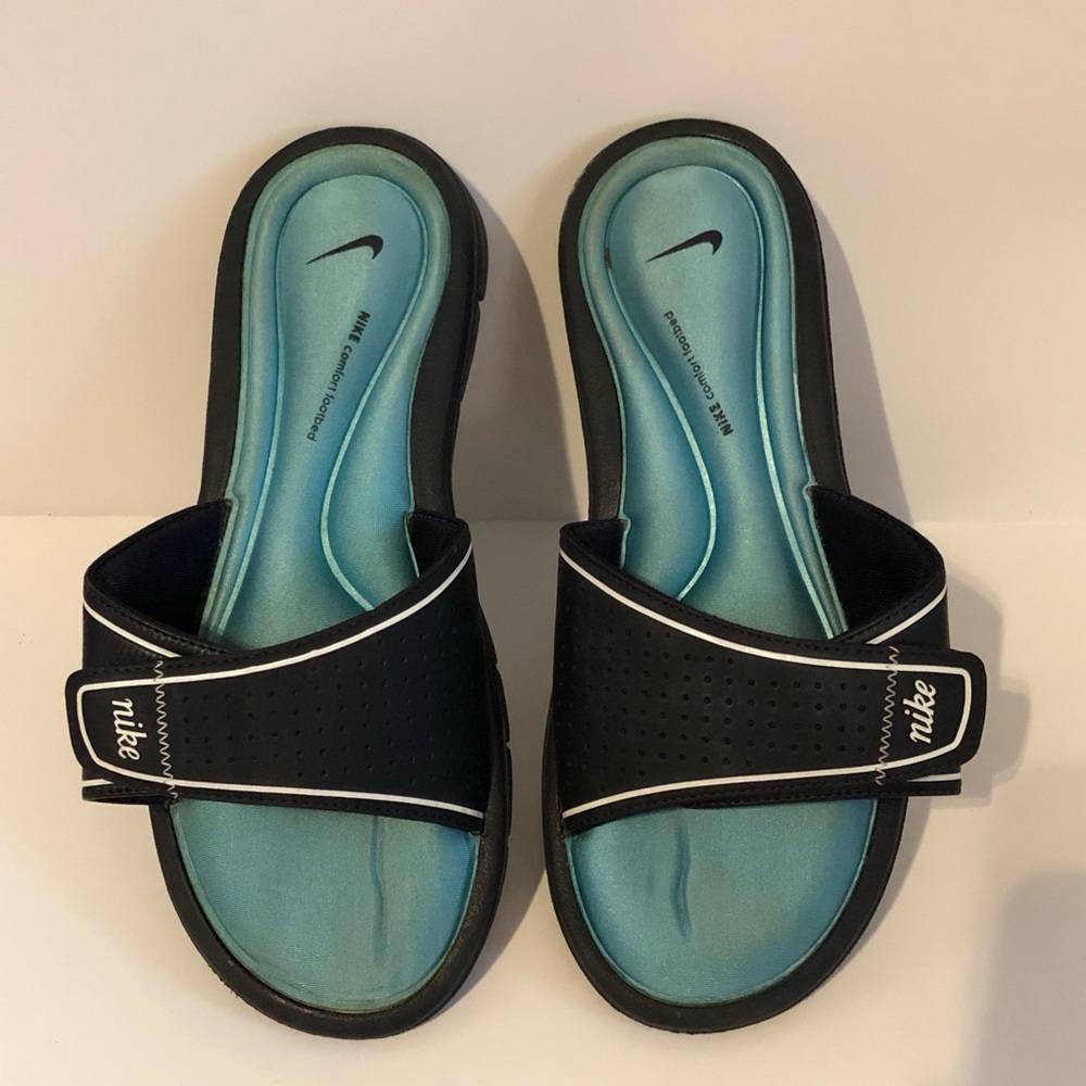 Nike Women's Comfort Slides 7